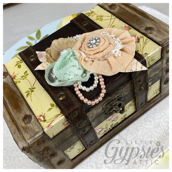 Shabby Chic Victorian Hand-crafted Box - Picture 8 of 12